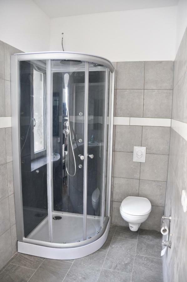 Butzbach Hotel & Apartment Luaran gambar
