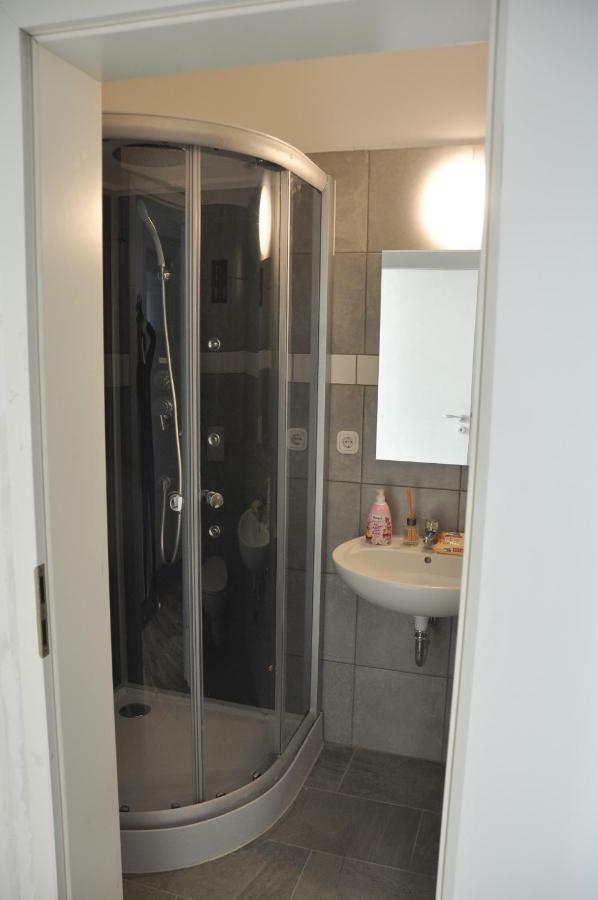 Butzbach Hotel & Apartment Luaran gambar